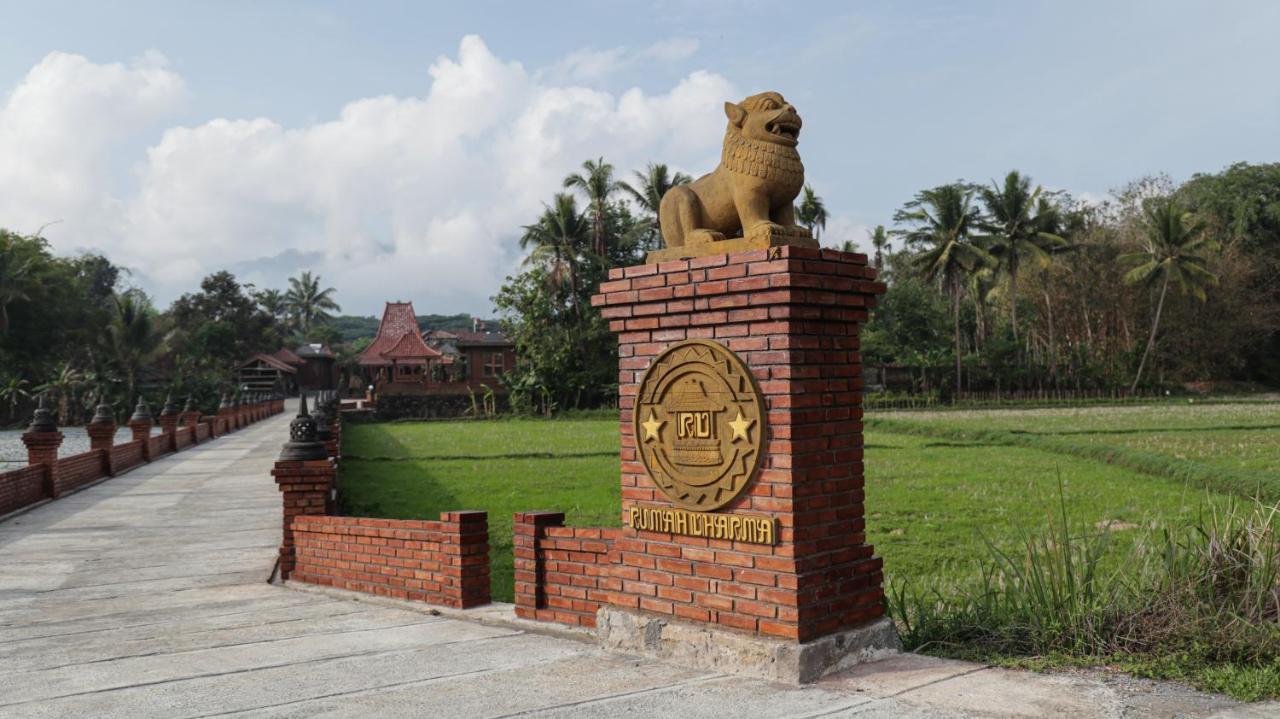 Rumah Dharma Boutique Villa ماجلانج المظهر الخارجي الصورة